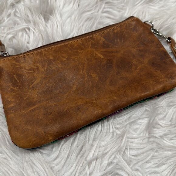 Sabra & Sand Huipile and Leather Floral Tasseled Wristlet - Picture 6 of 16